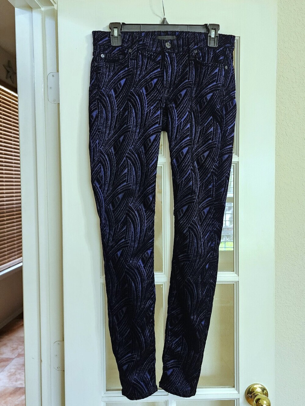 7 For All Mankind Velvet Skinny Jeans Blue Flocked Print Size 29
